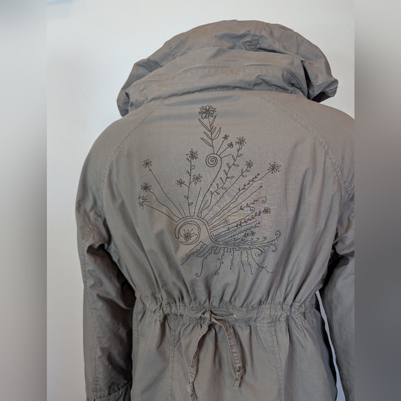 Unique St-Martins Fairy Tale  Scandanavian Cotton Hooded Parka Tan jacket Sz XL - Picture 3 of 15